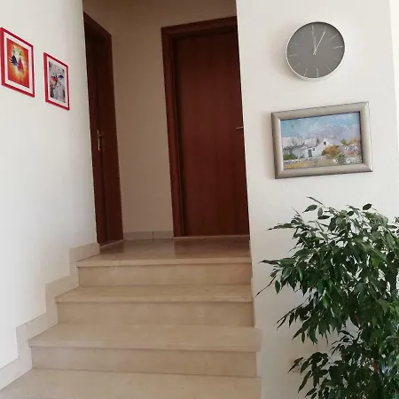 Apartmani Marija Apartment *